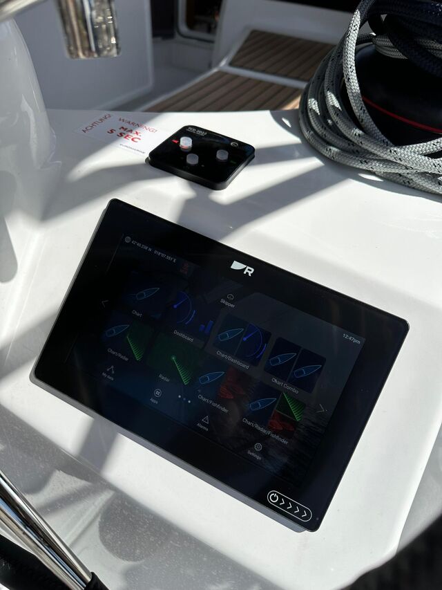 Sun Odyssey 410 - 3 cab. Bobo