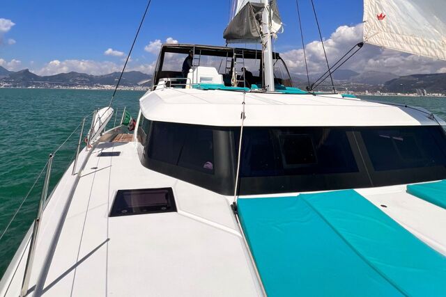 Dufour 48 Catamaran - 5 + 1 cab. Futura