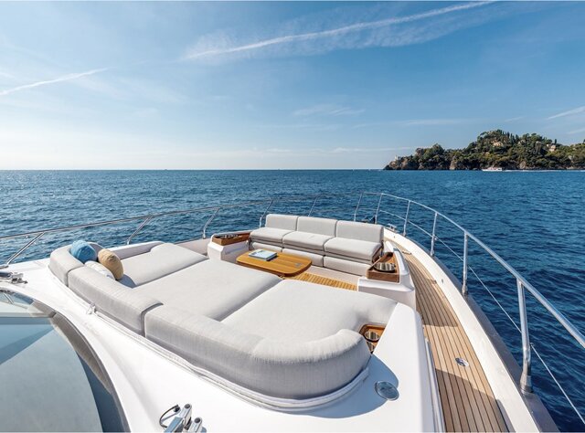 Azimut 68 - 4 + 1 cab. Pangea
