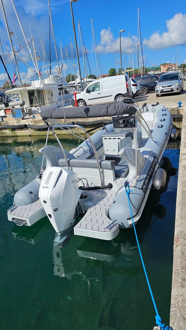 Bura 8.0 Step Hydrotherapy