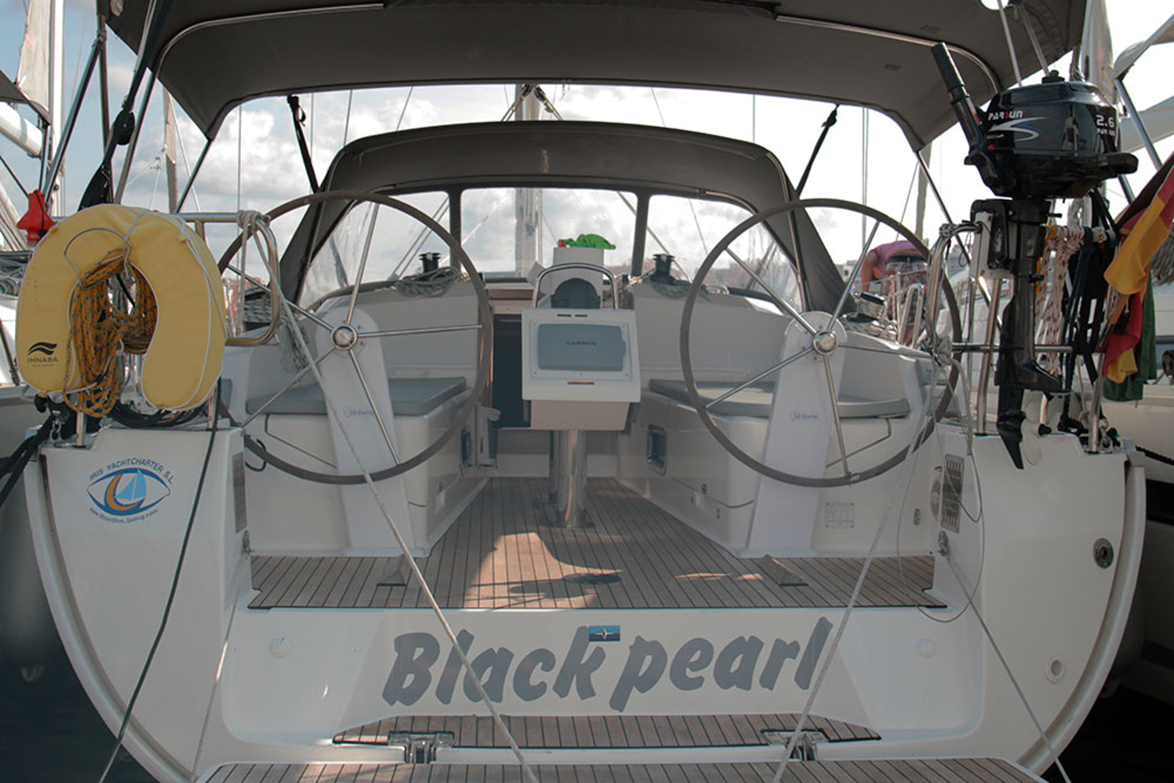 Bavaria Cruiser 37 - 3 cab. Black Pearl