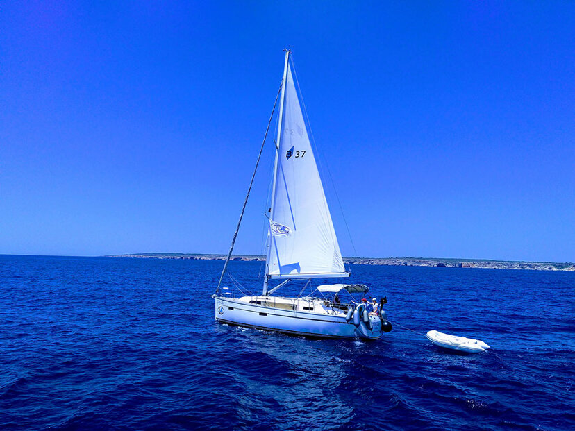 Bavaria Cruiser 37 - 3 cab. Chilly Lilly