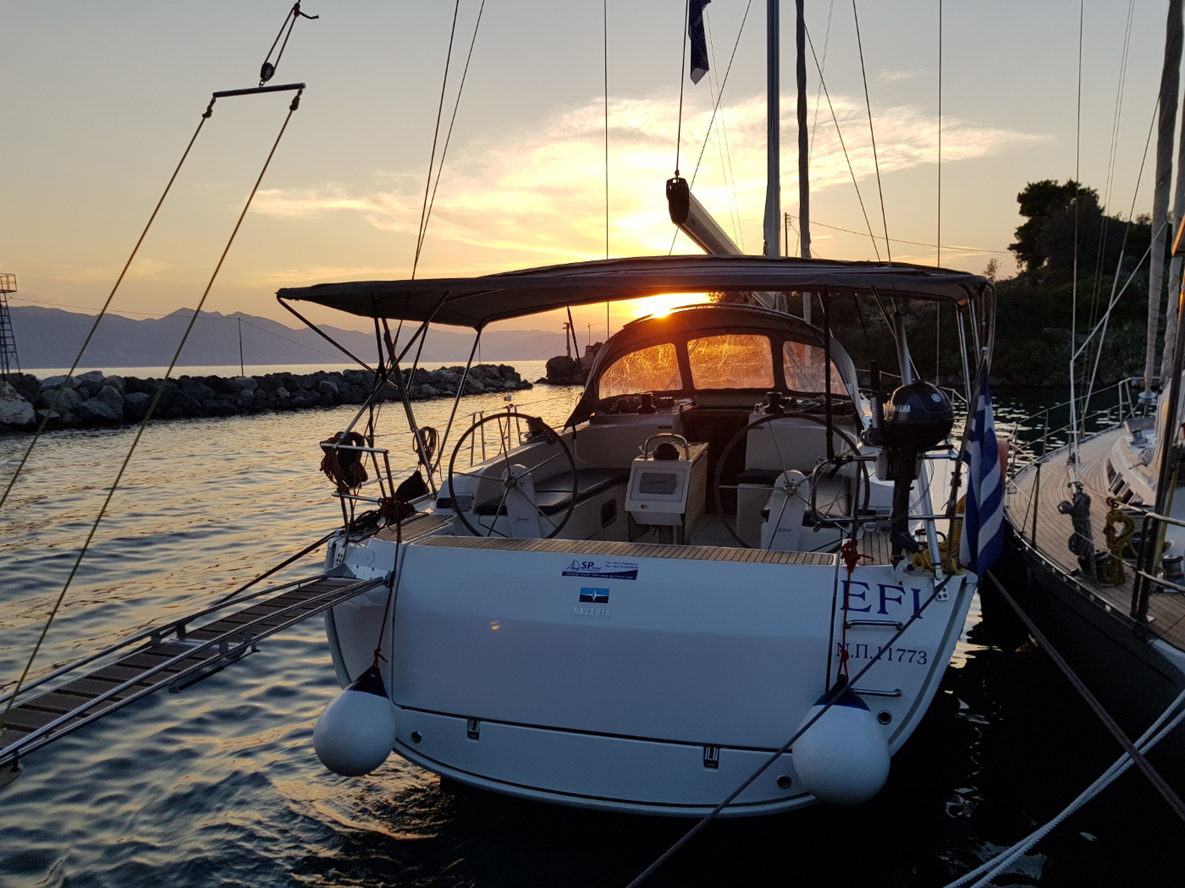 Bavaria Cruiser 46 - 4 cab. Efi