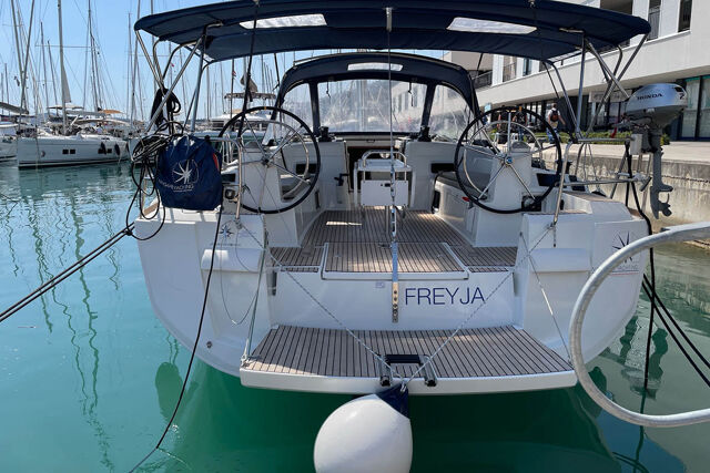 Sun Odyssey 519 - 5 cab. Freyja