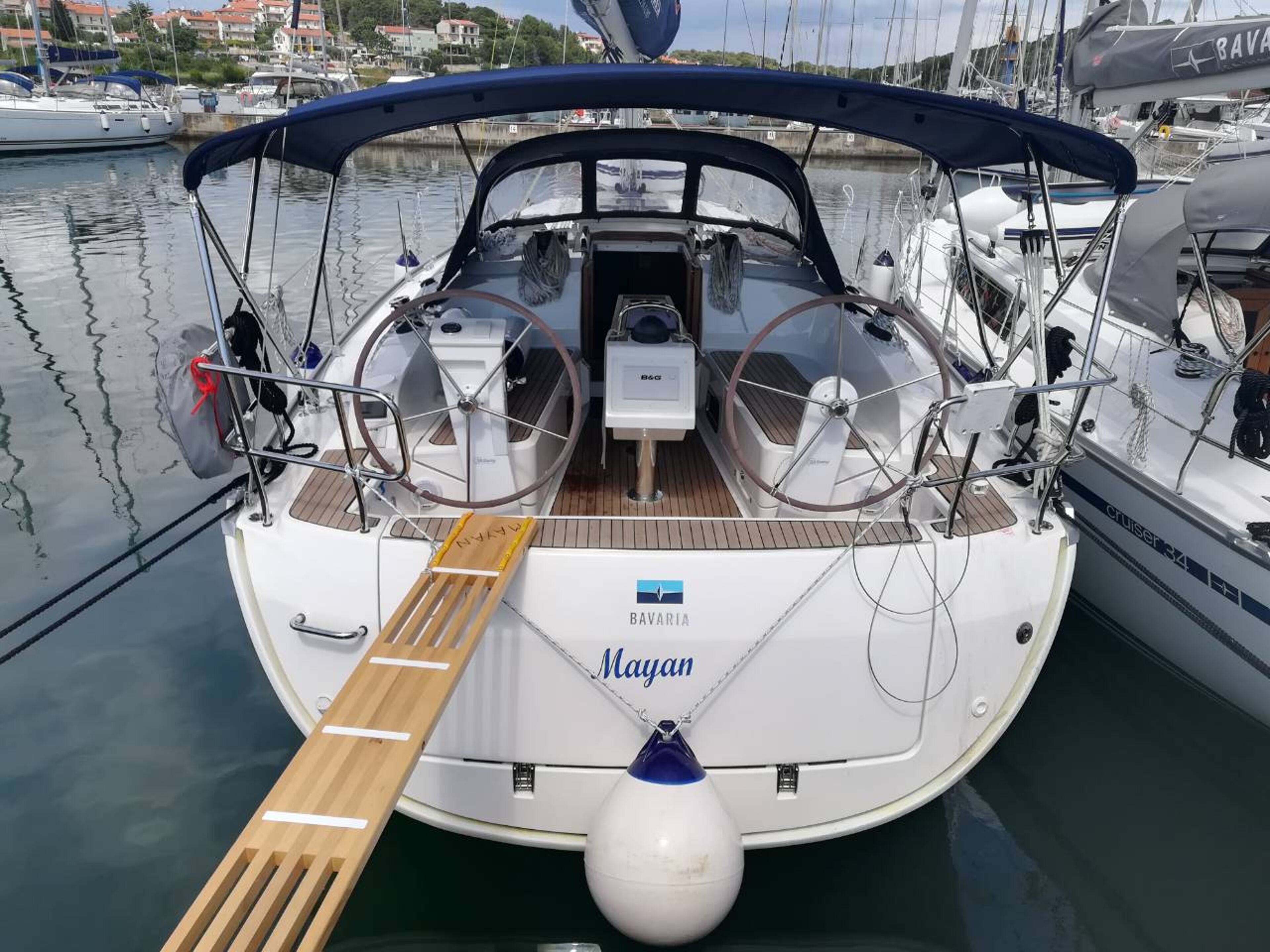 Bavaria Cruiser 37 - 3 cab. Mayan