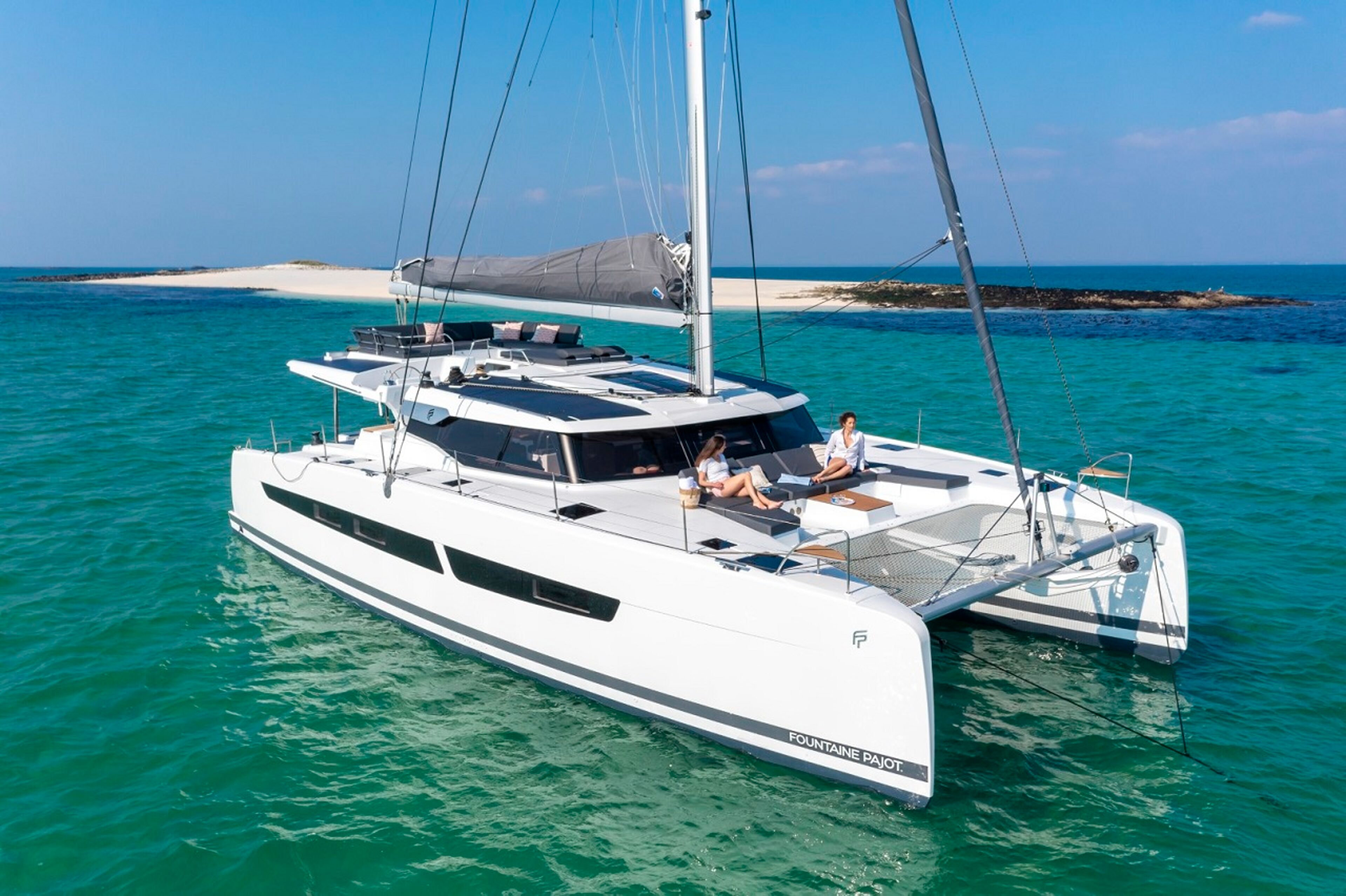 Fountaine Pajot Aura 51 - 6 + 1 cab NEW (crewed)