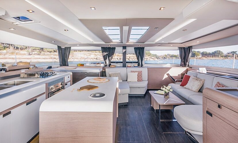 Fountaine Pajot Aura 51 - 6 + 1 cab NEW