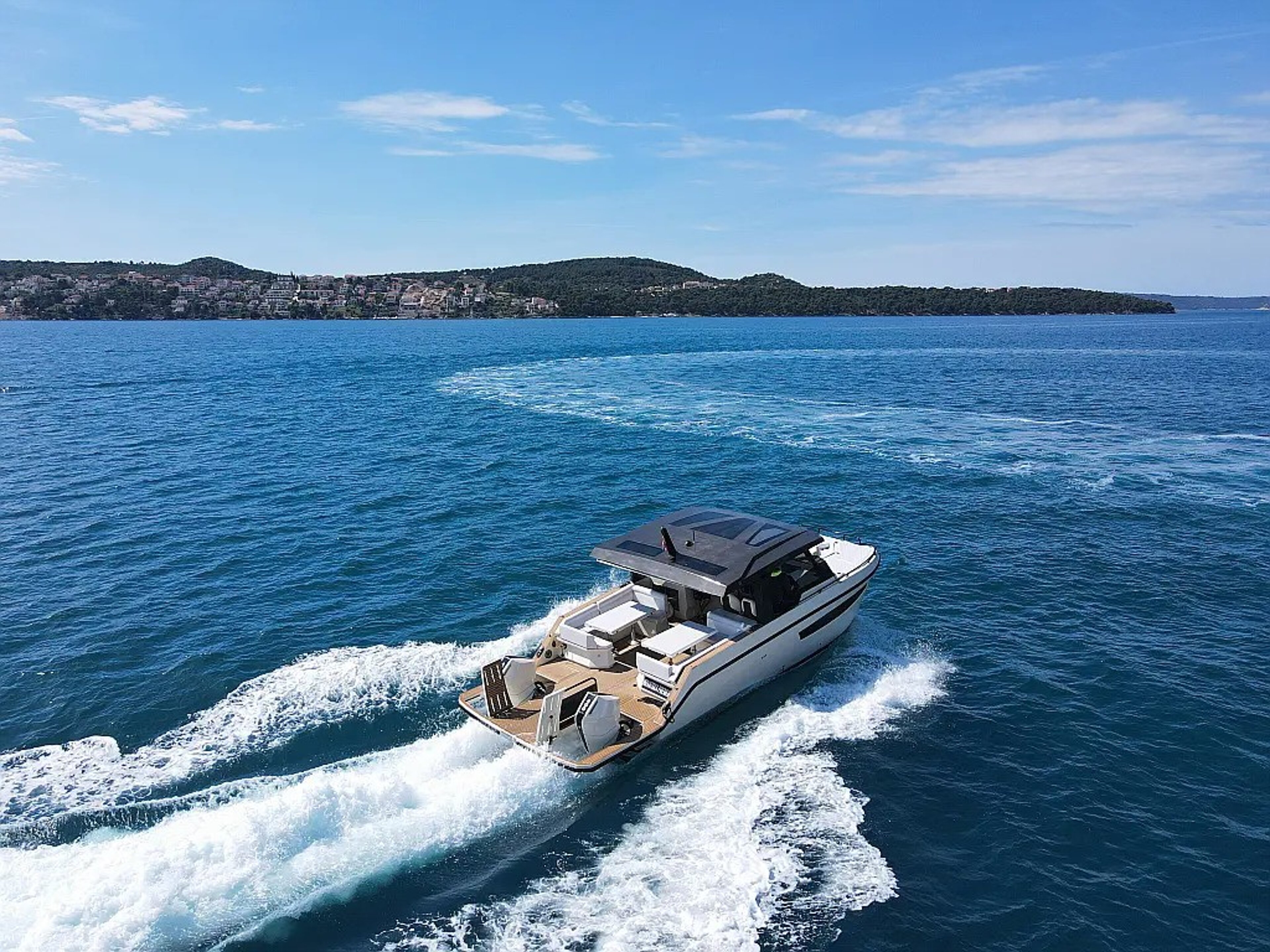 Tesoro T38 Power Cat Lastovo