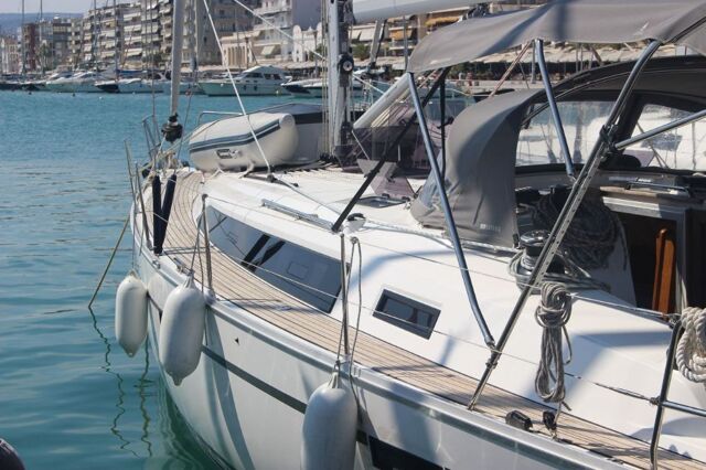 Bavaria Cruiser 41 - 3 cab. MiraMare