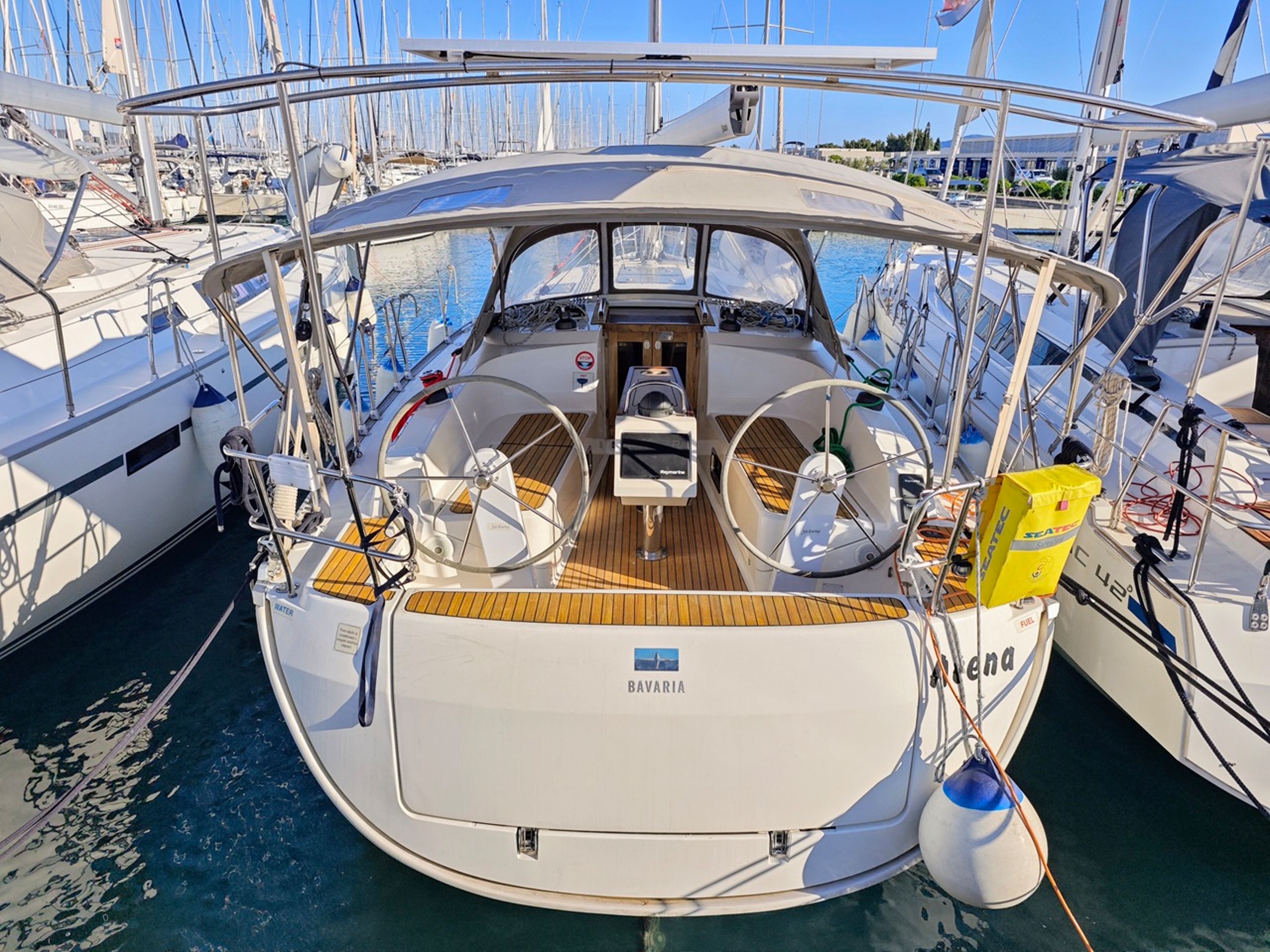 Bavaria Cruiser 37 - 3 cab. Atena