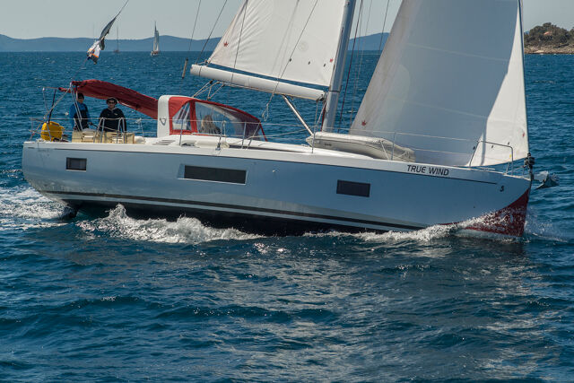 Oceanis 51.1 - 5 + 1 cab. True Wind