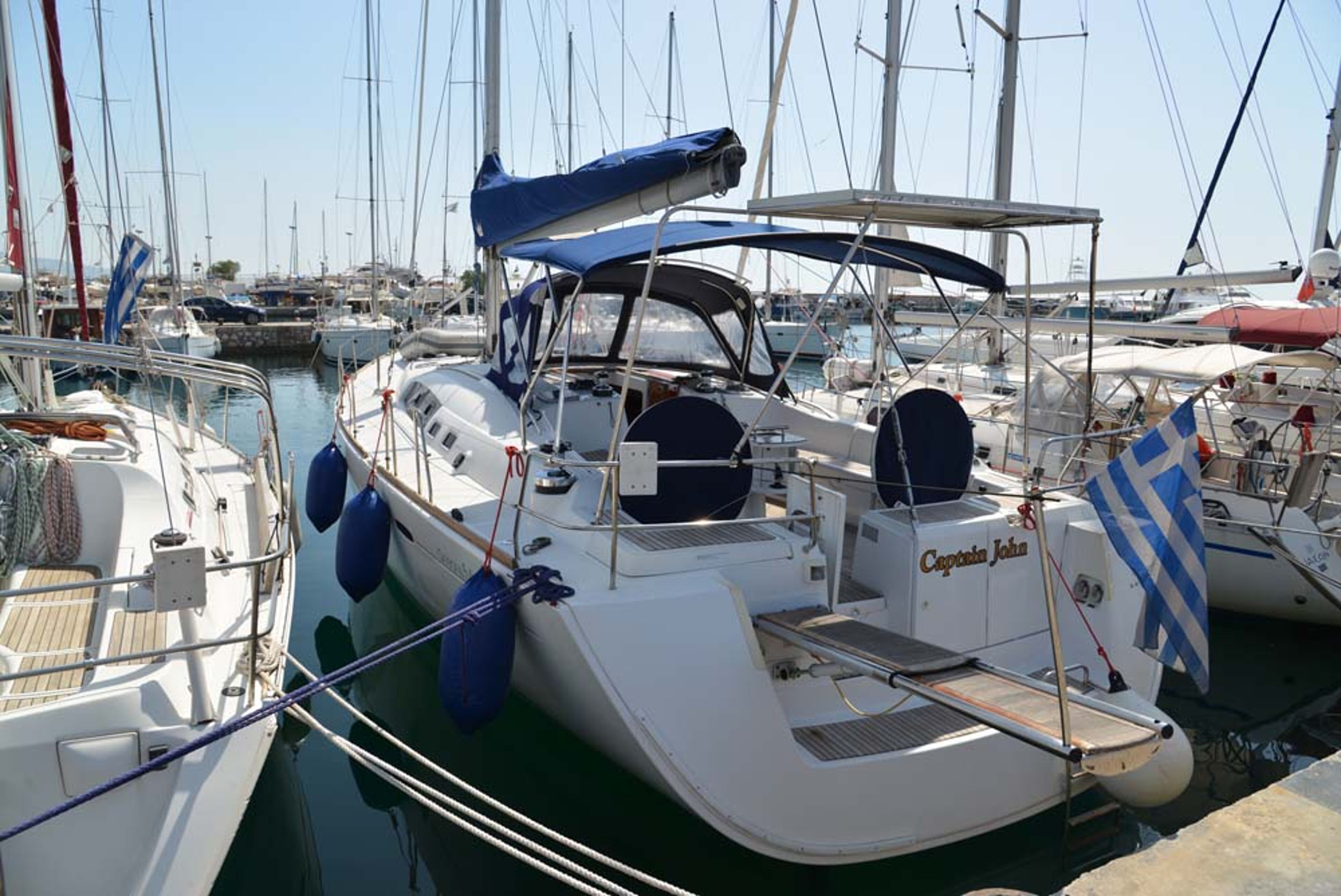 Oceanis 54 - 4 + 1 cab. Captain John