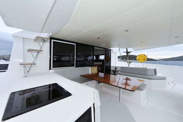 Dufour 48 Catamaran - 5 + 1 cab. Believe