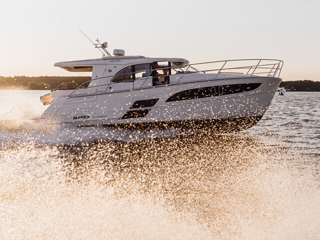 Marex 330 Scandinavia Malinkonija