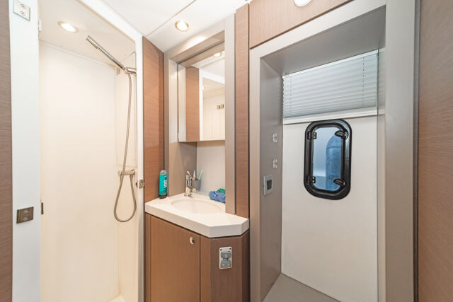 Bali 4.6 - 5 + 2 cab. Aria