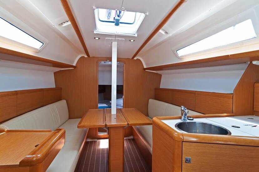 Sun Odyssey 33i - 2 cab. Buena Suerte