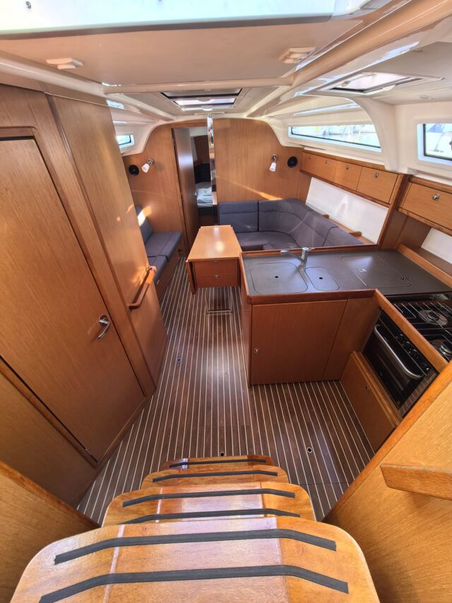 Bavaria Cruiser 37 - 3 cab. Lady Lana