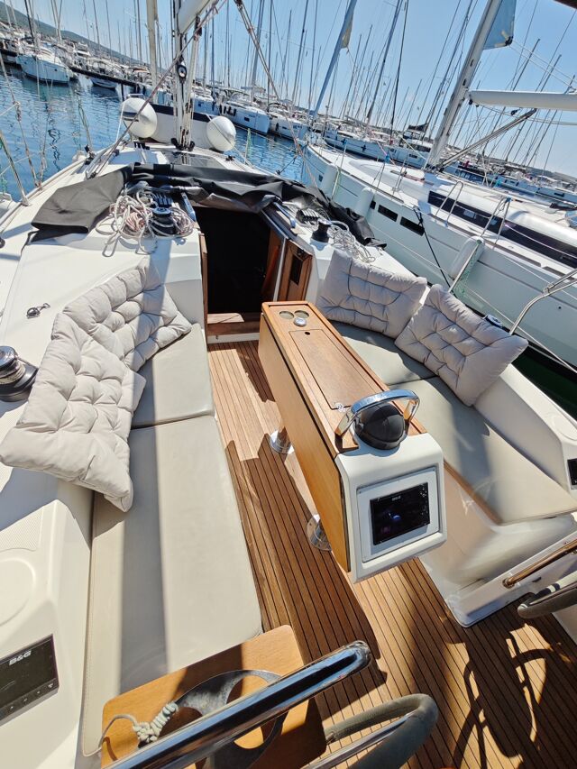 Bavaria Cruiser 34 - 2 cab. Charlie