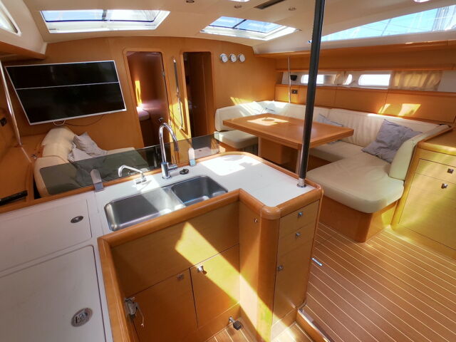 Jeanneau 53 - 5 + 1 cab. Anita