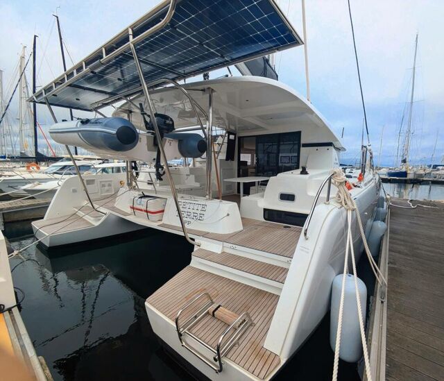 Lagoon 42 - 4 + 2 cab. Petit Terre