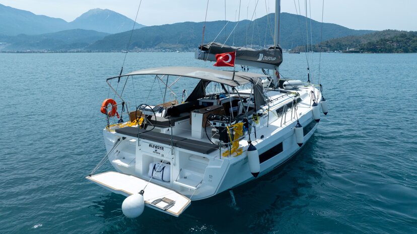 Dufour 44 - 4 cab Alfasyr