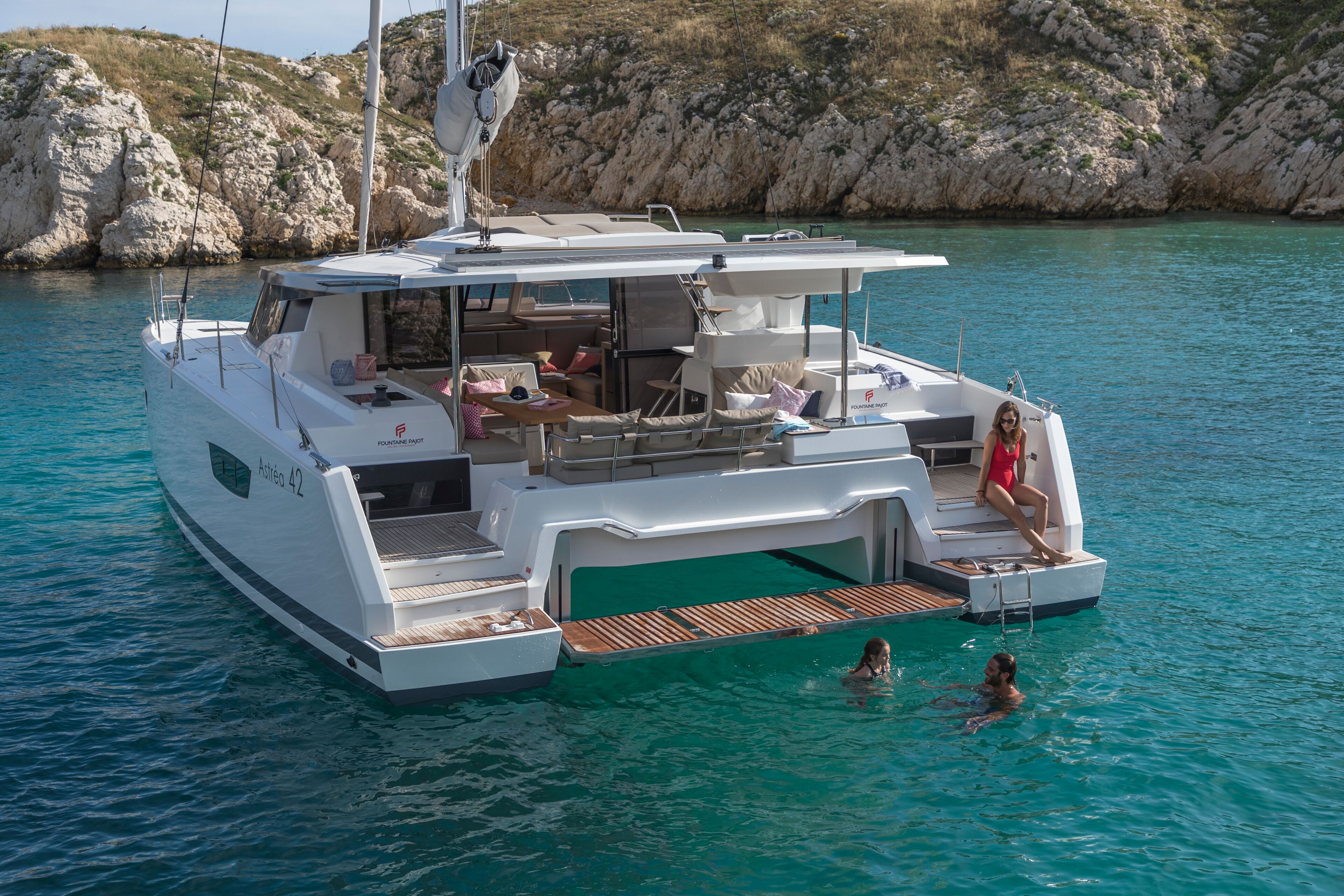 Fountaine Pajot Astrea 42 - 3 + 1 cab. Bôrev