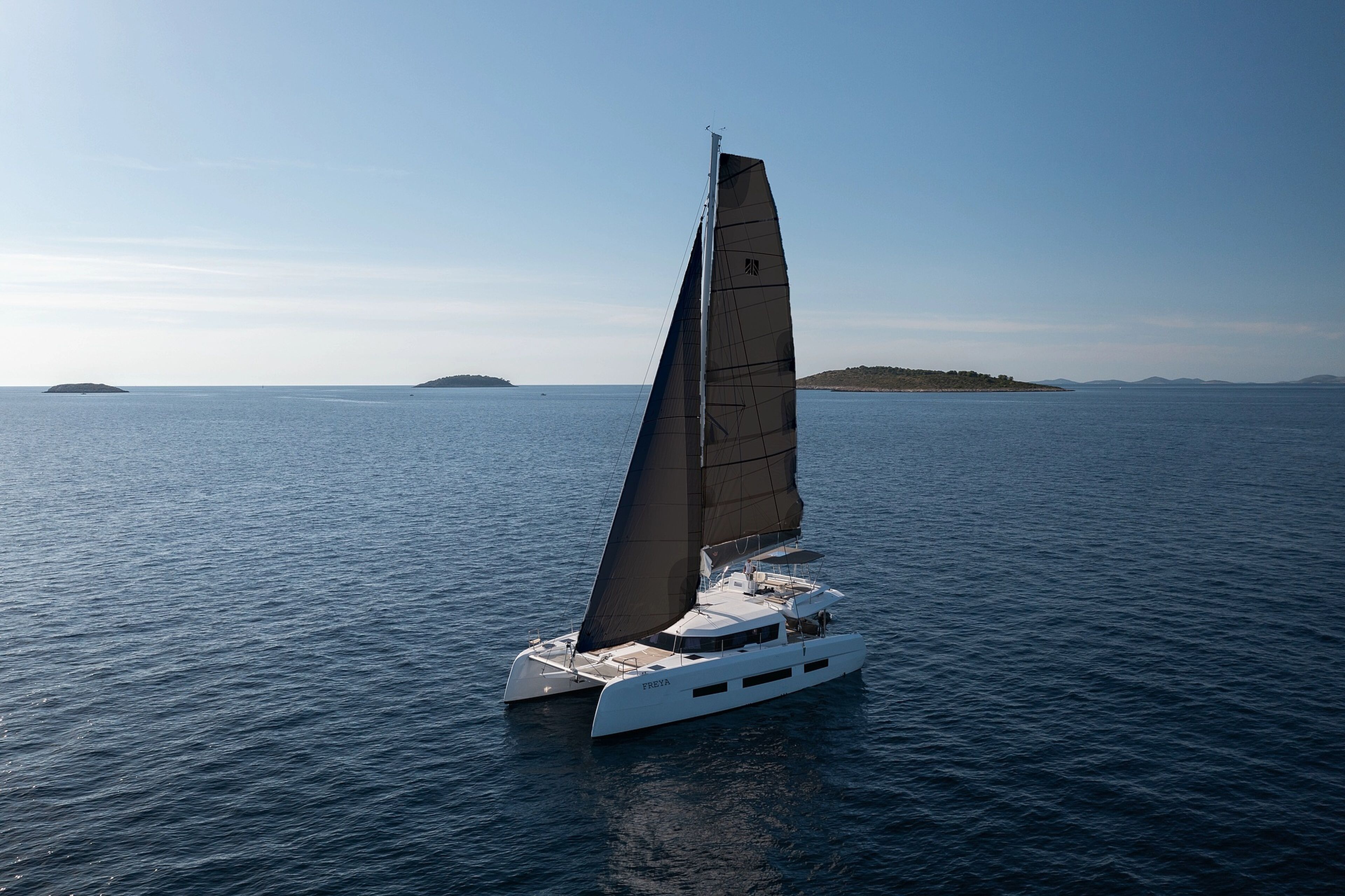 Dufour 48 Catamaran - 5 + 1 cab. Freya
