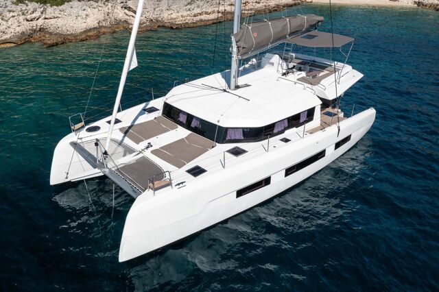 Dufour 48 Catamaran - 5 + 1 cab. Freya