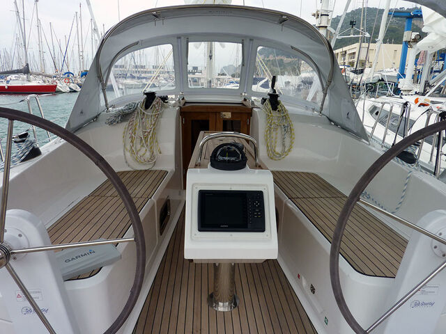 Bavaria Cruiser 37 - 3 cab. Alena