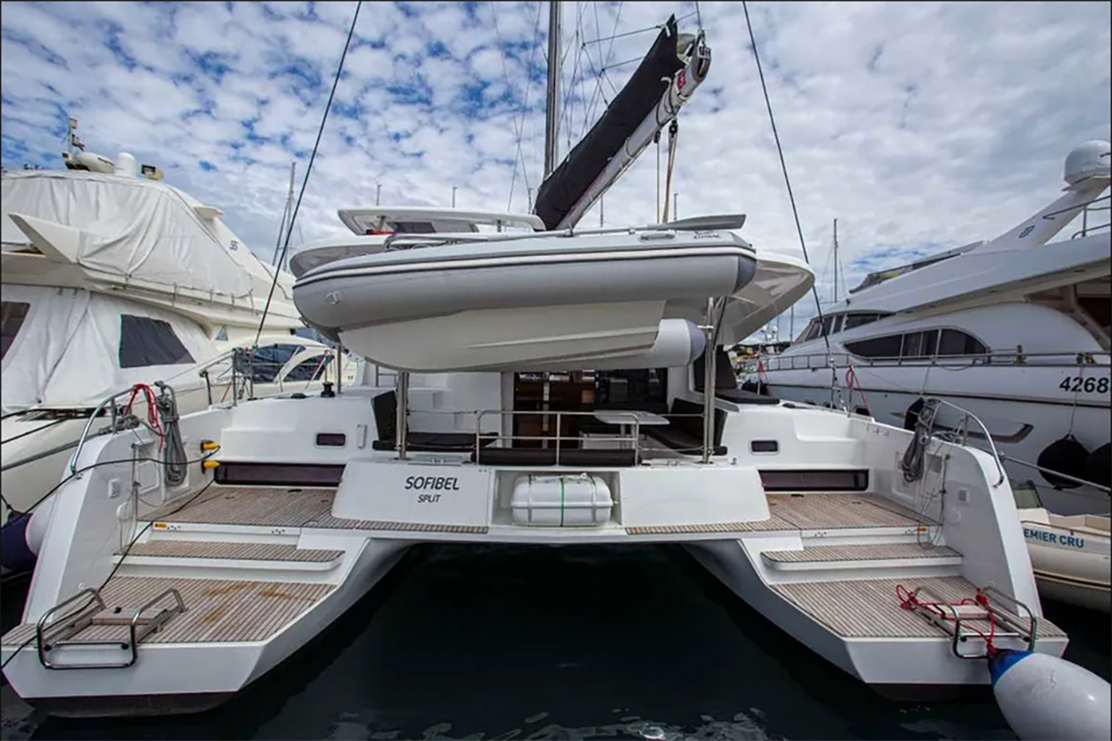 Lagoon 42 - 4 + 2 cab. Sofibel