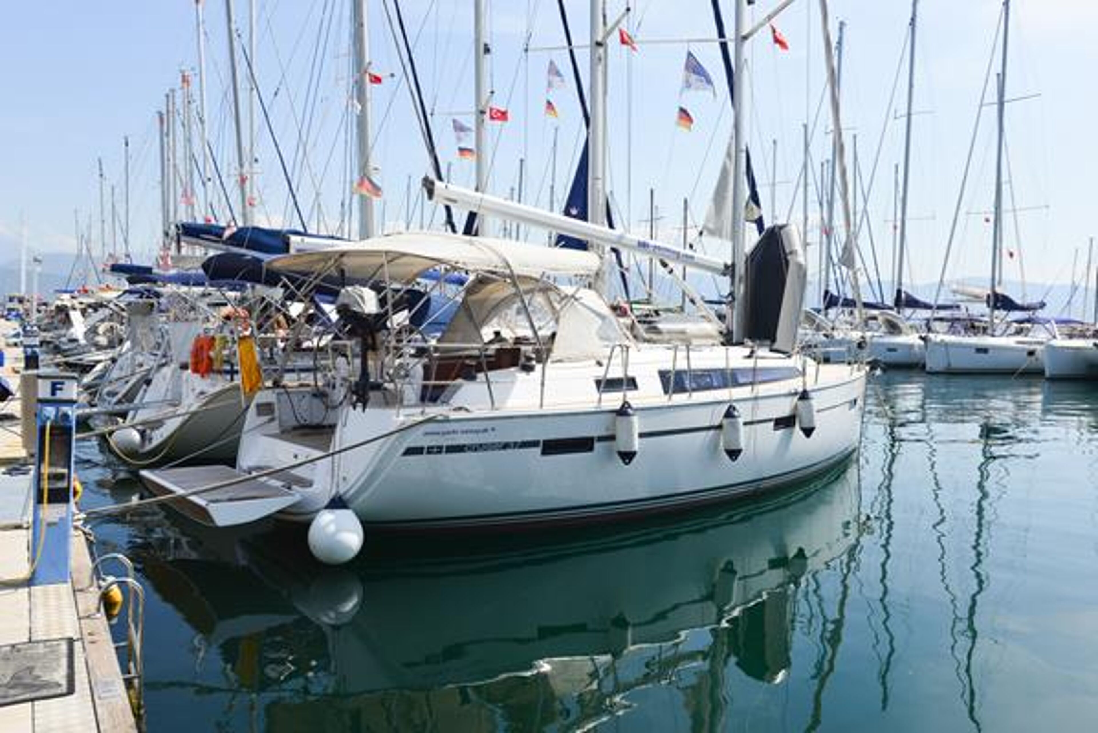 Bavaria Cruiser 37 - 3 cab. Kedi