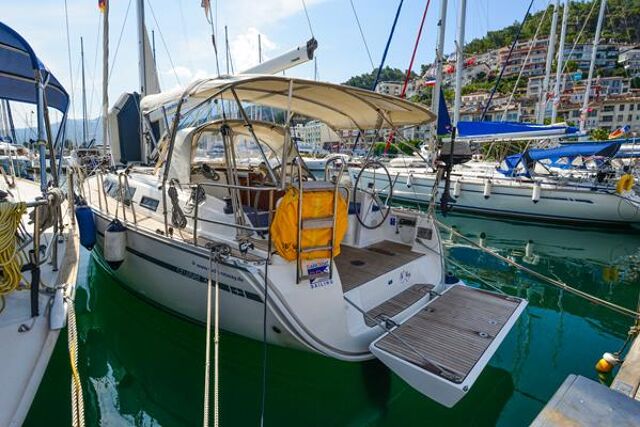Bavaria Cruiser 37 - 3 cab. Kedi