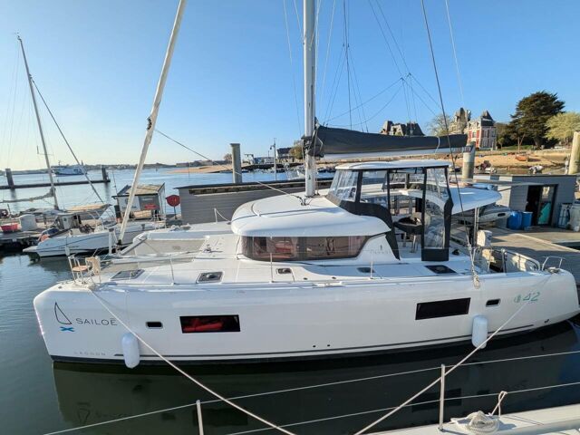 Lagoon 42 - 4 + 2 cab. Zannannan