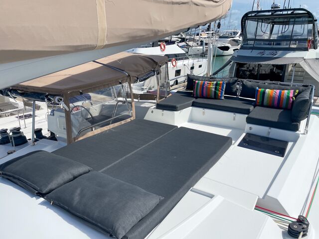 Fountaine Pajot Saona 47 Quintet - 5 + 1 cab. Ecstasy