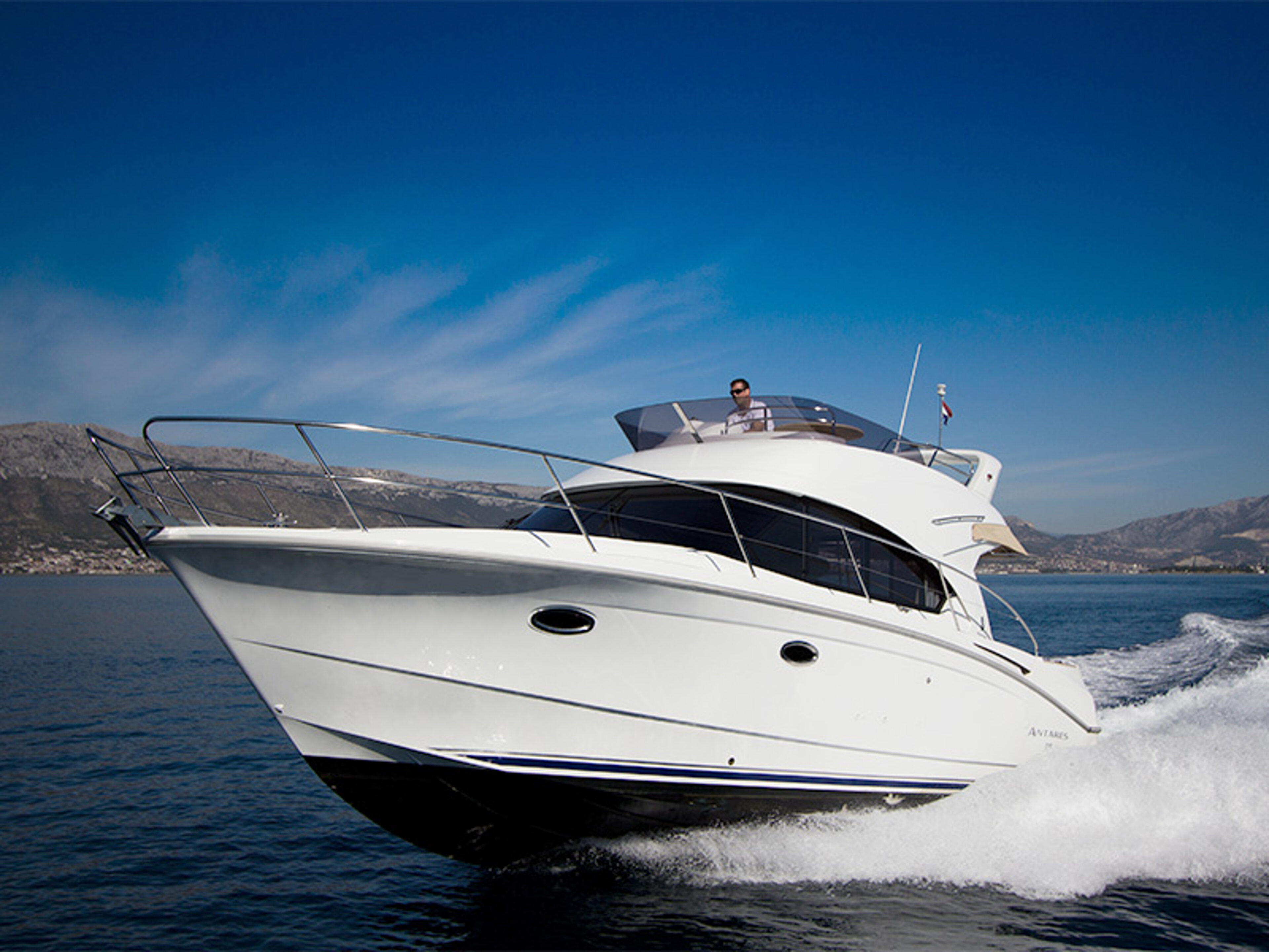 Antares 36 Mandalina II