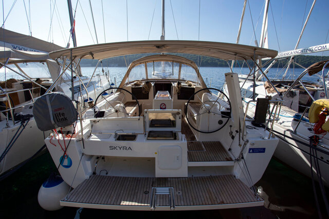 Dufour 412 GL Skyra