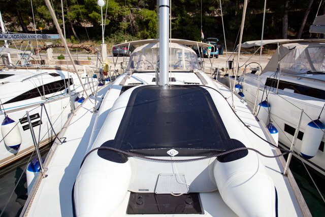 Dufour 412 GL Skyra