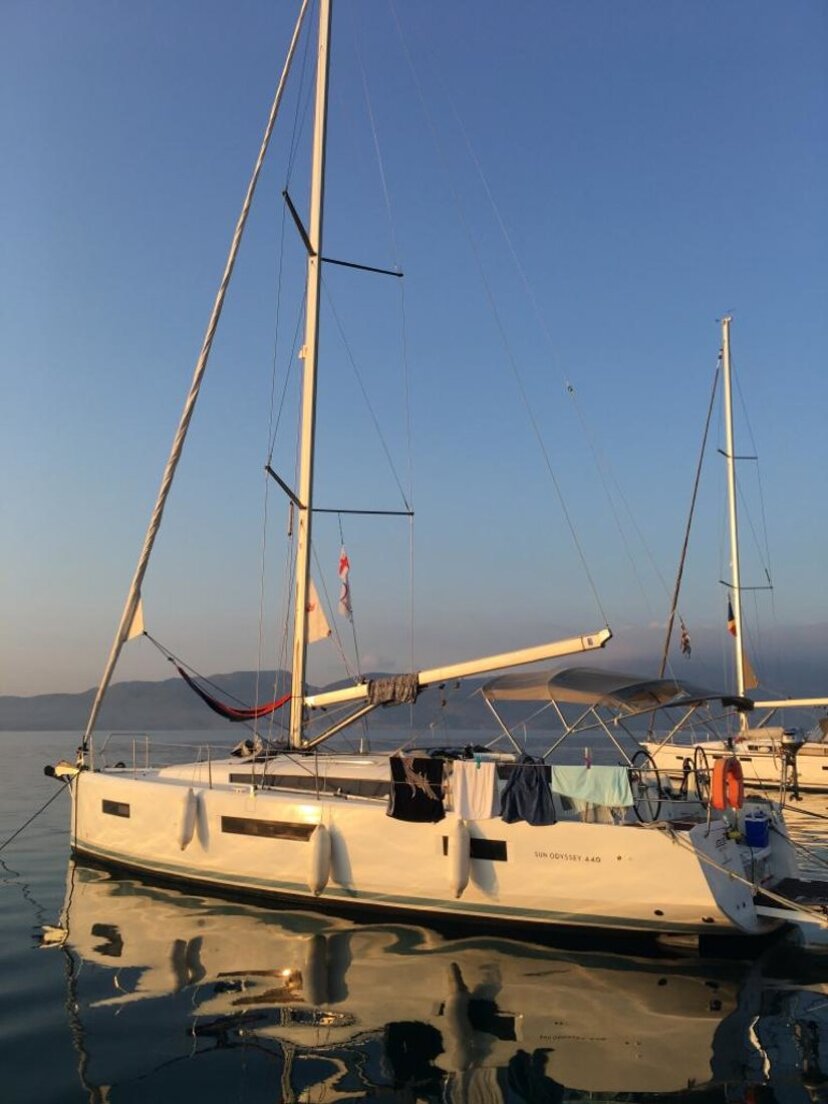 Sun Odyssey 440 - 4 cab. Jolie