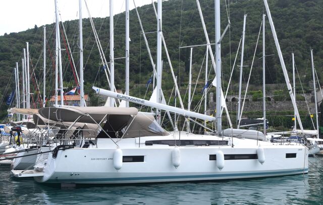 Sun Odyssey 490 - 5 cab. Caruso