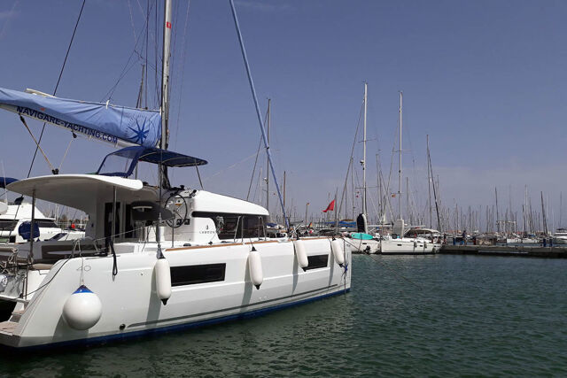 Lagoon 40 - 4 + 2 cab Nathalie 463/2025