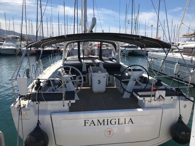 Oceanis 51.1 - 5 + 1 cab. Famiglia
