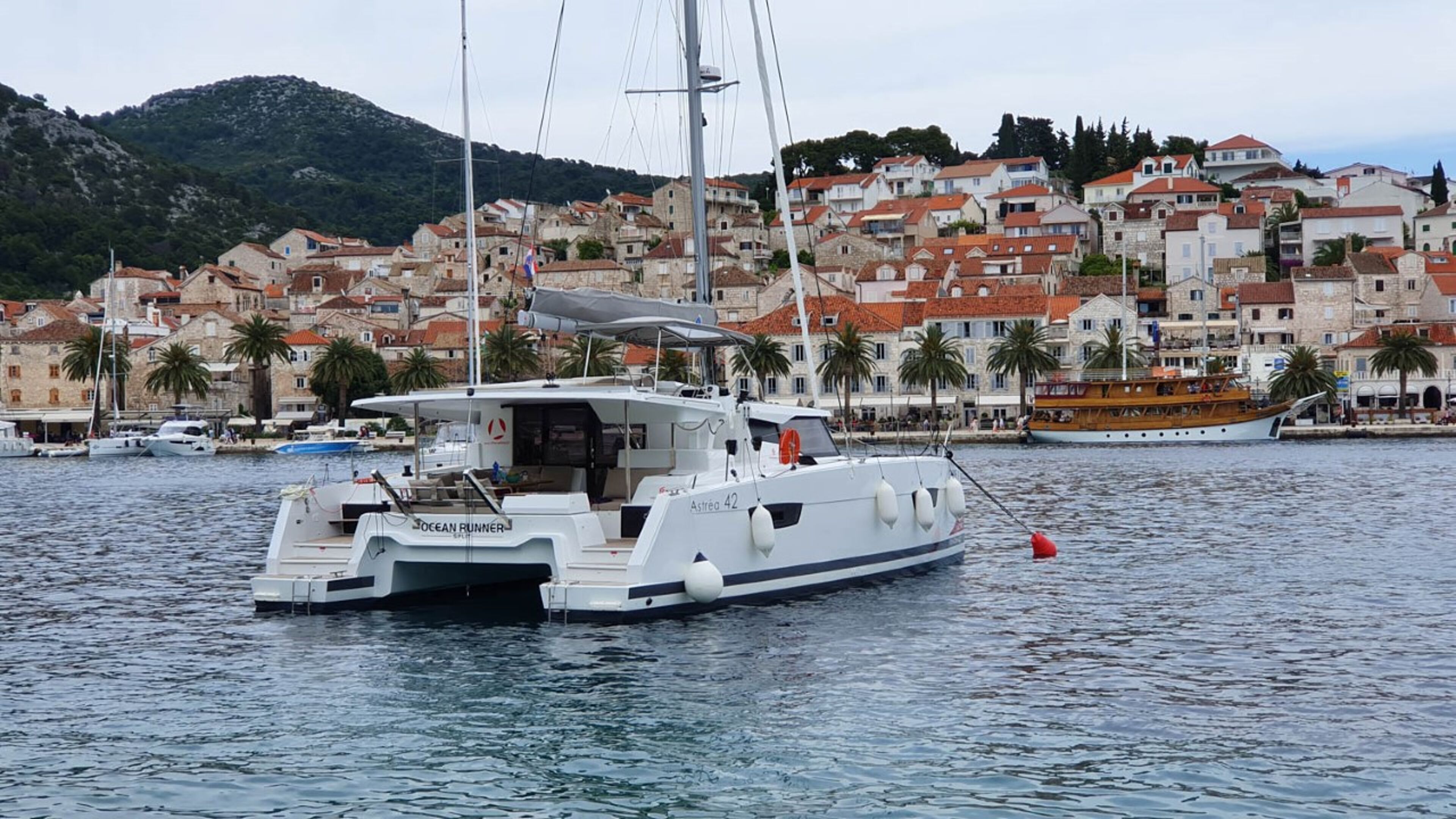 Fountaine Pajot Astrea 42 - 4 + 2 cab. Ocean Runner