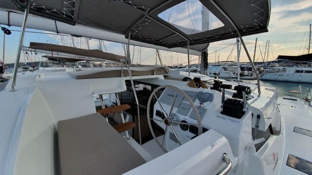 Fountaine Pajot Astrea 42 - 4 + 2 cab. Ocean Runner
