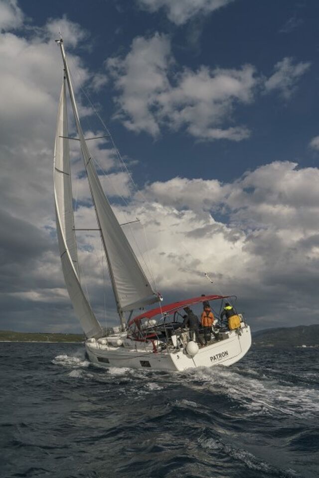 Oceanis 51.1 - 5 + 1 cab. Patron