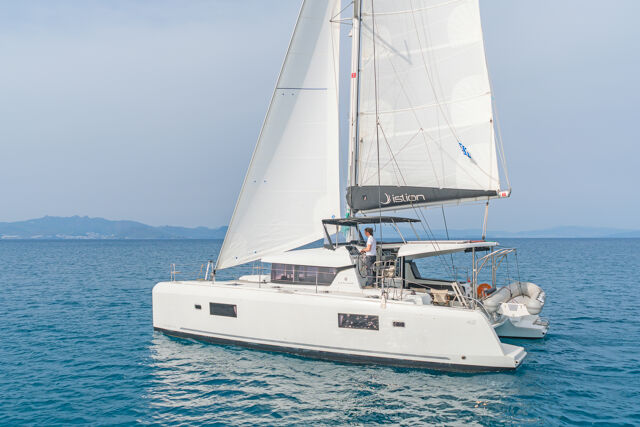 Lagoon 42 - 4 + 2 cab. Melissanthi