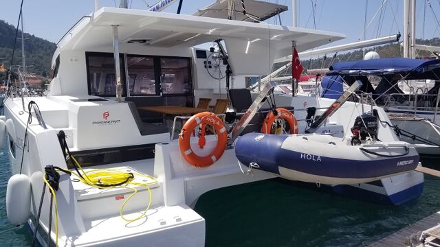 Fountaine Pajot Lucia 40 - 4 cab. Hola