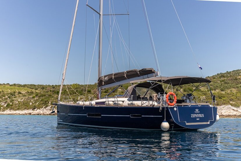 Dufour 520 GL - 3. cab Zephyrus