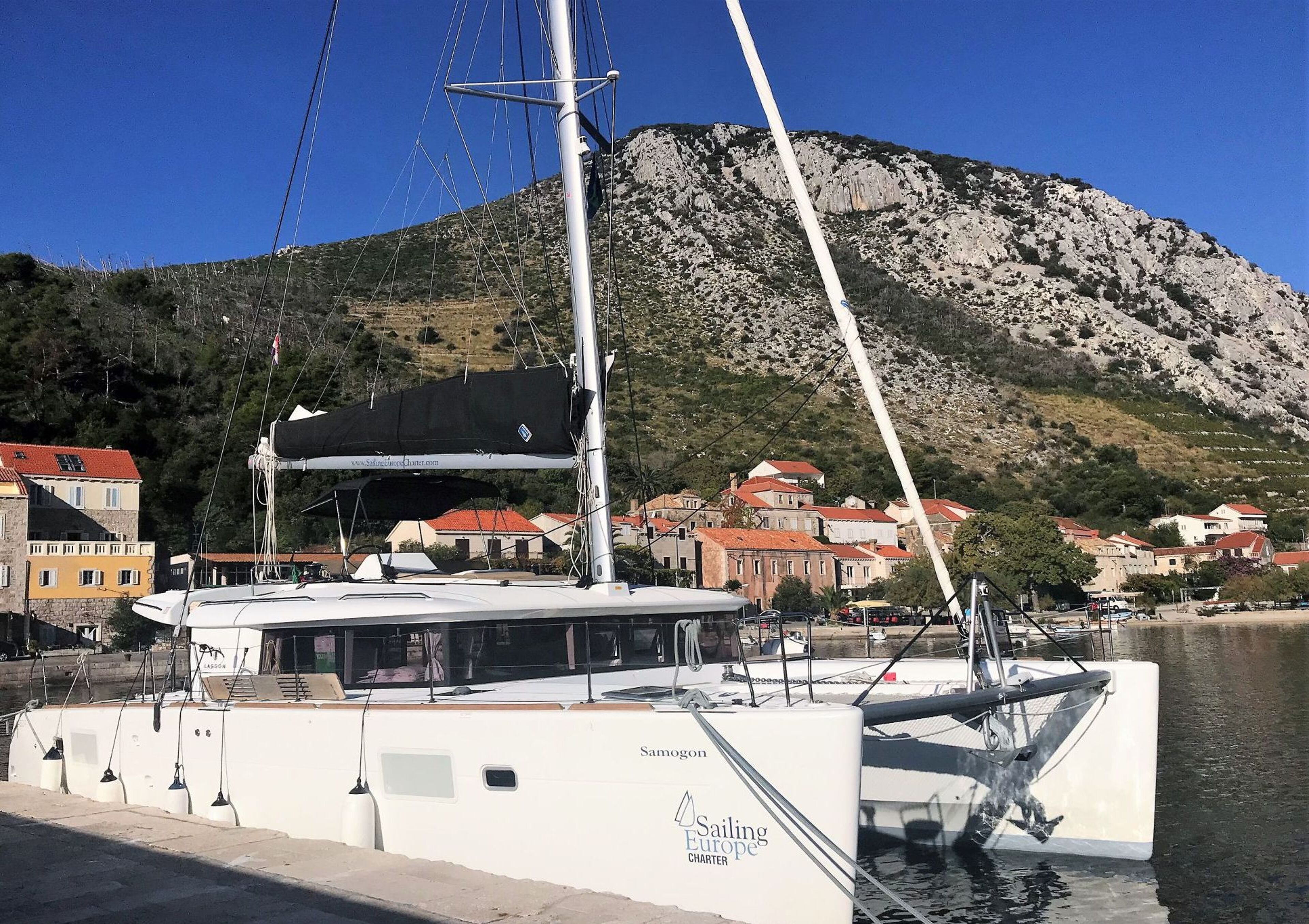 Lagoon 450 F - 4 + 2 cab. Samogon