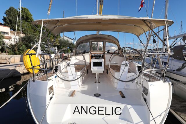 Bavaria Cruiser 37 - 3 cab. Angelic