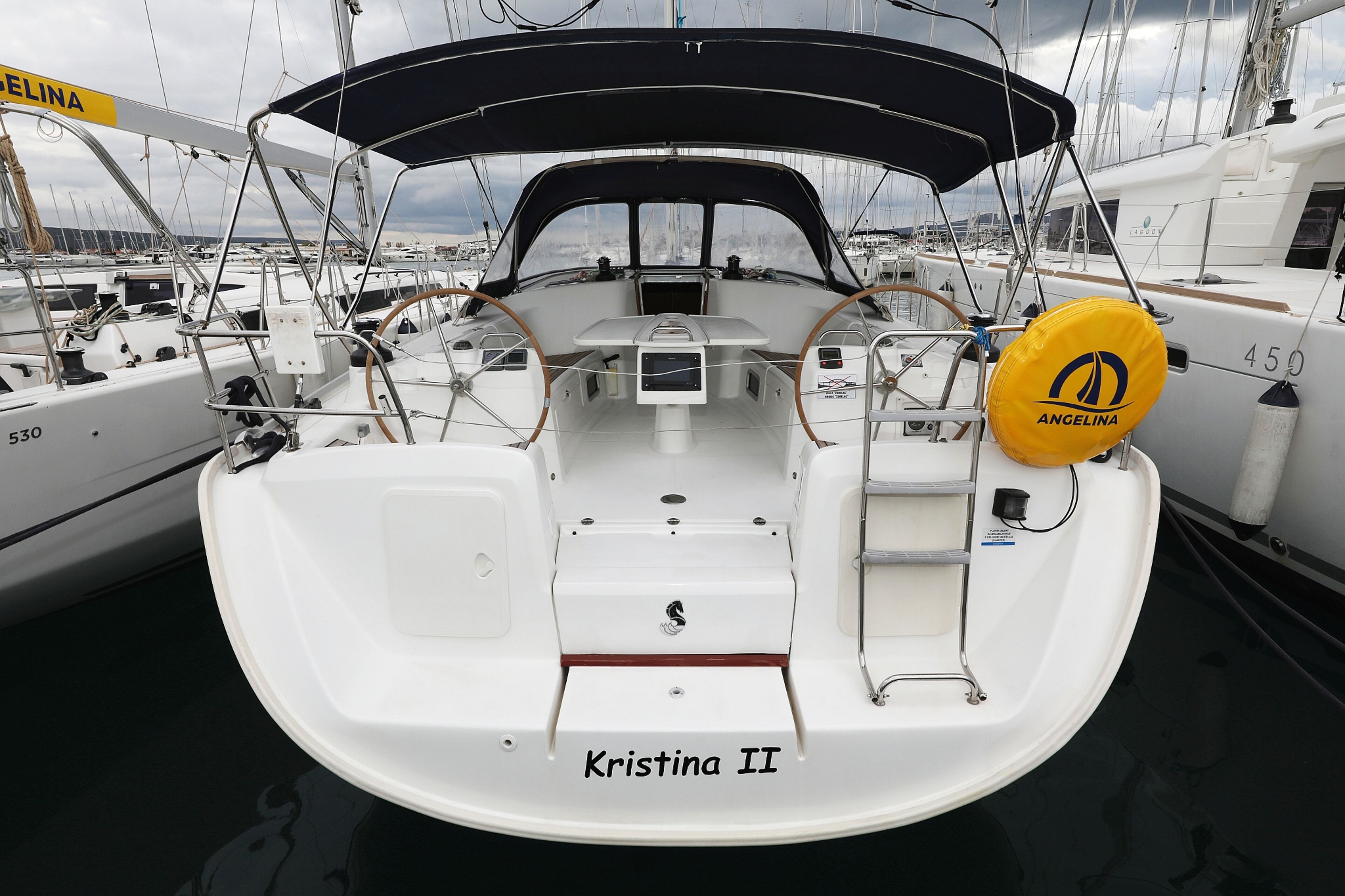 Cyclades 50.5 - 5 + 1 cab. Kristina II 